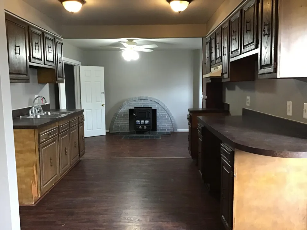 9458 Chamberlain Street Romulus, MI 48174