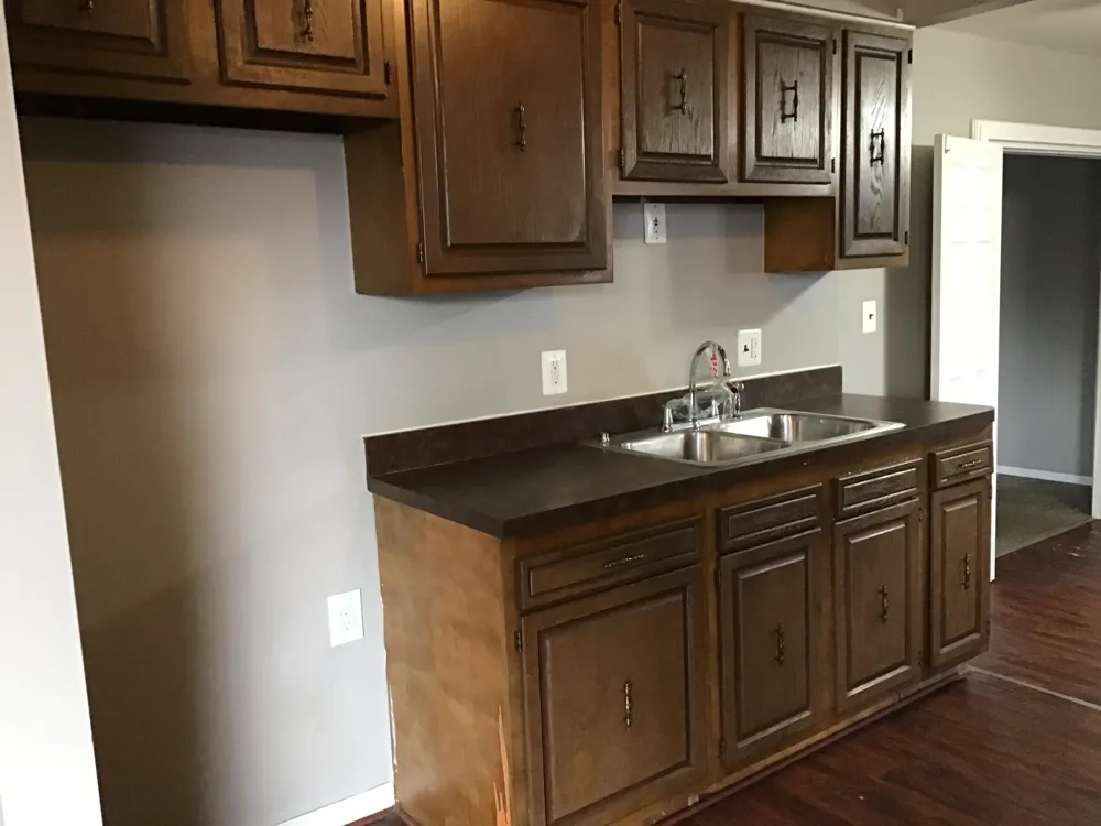 9458 Chamberlain Street Romulus, MI 48174