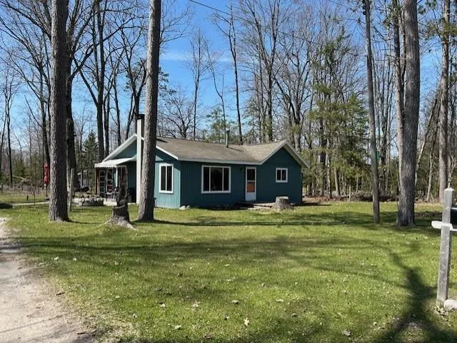 4355 Owl Road Alcona Township, MI 48742
