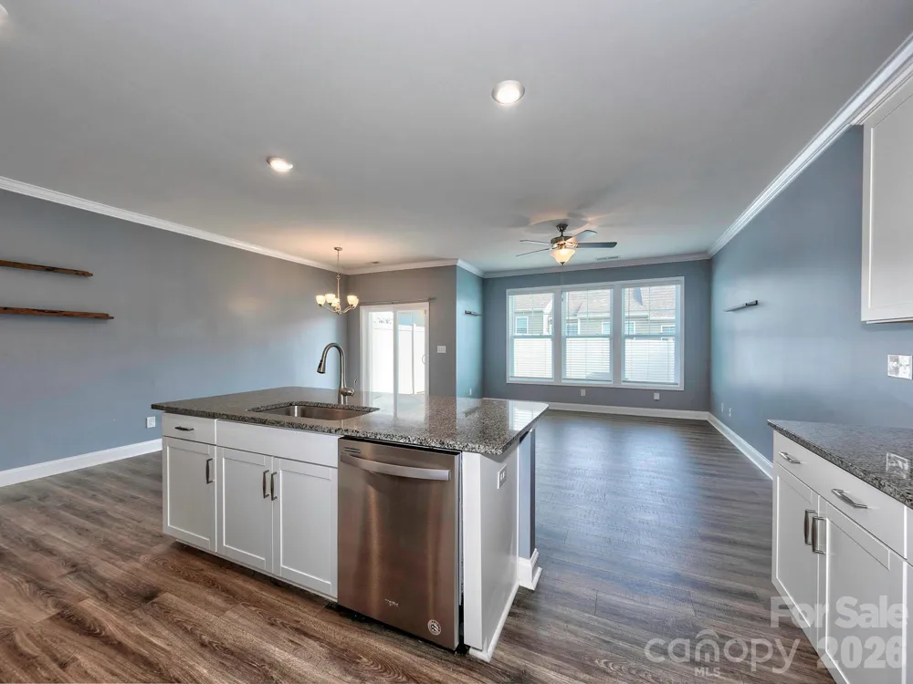 915 Emma Kate Court Lake Wylie, SC 29710