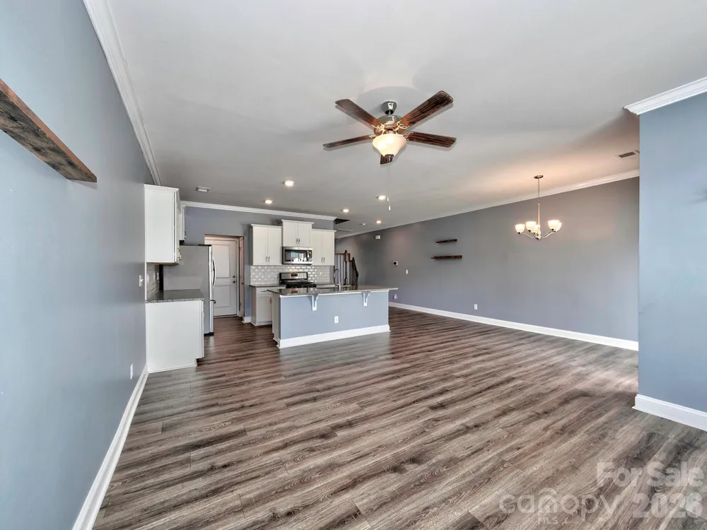 915 Emma Kate Court Lake Wylie, SC 29710