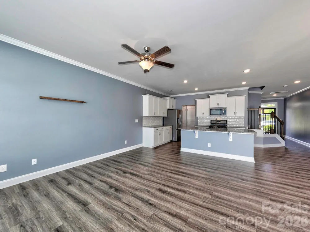 915 Emma Kate Court Lake Wylie, SC 29710