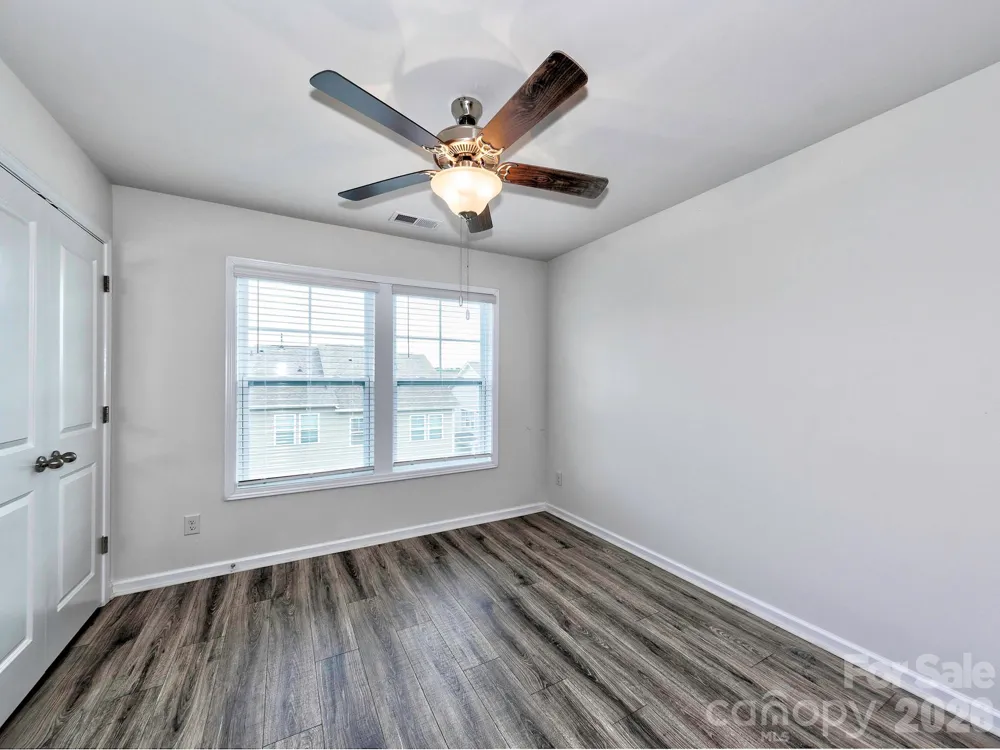 915 Emma Kate Court Lake Wylie, SC 29710