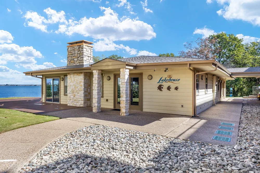 126 Bridgewater Way #38 Hickory Creek, TX 75065