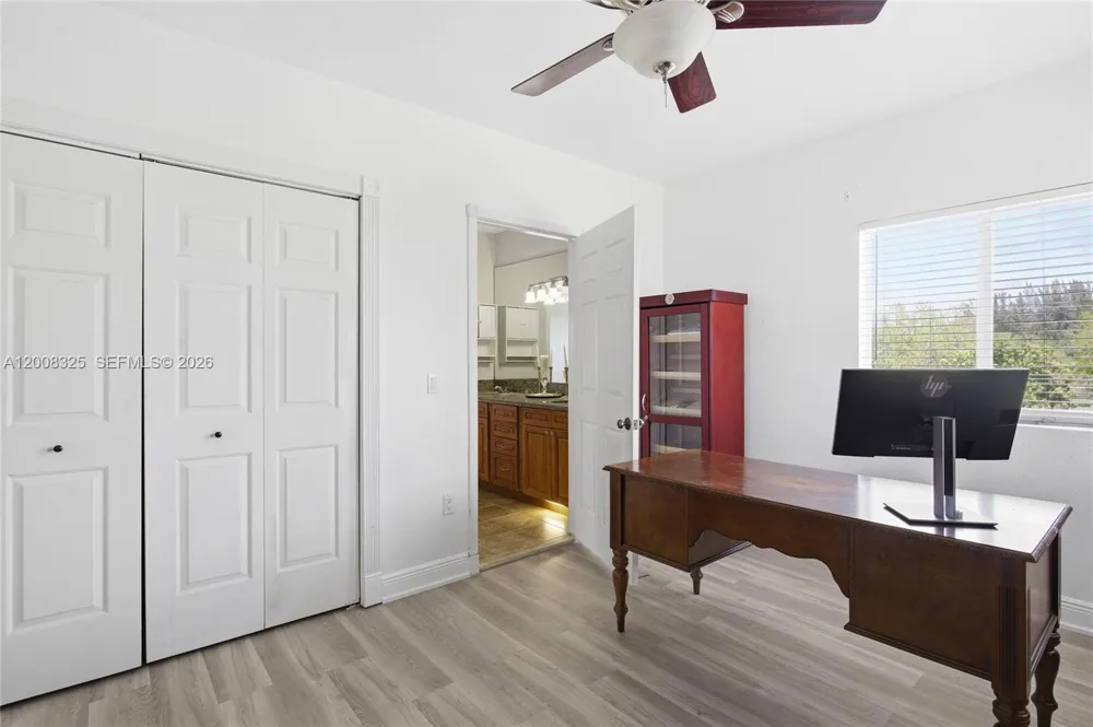 20401 SW 48th Pl Southwest Ranches, FL 33332