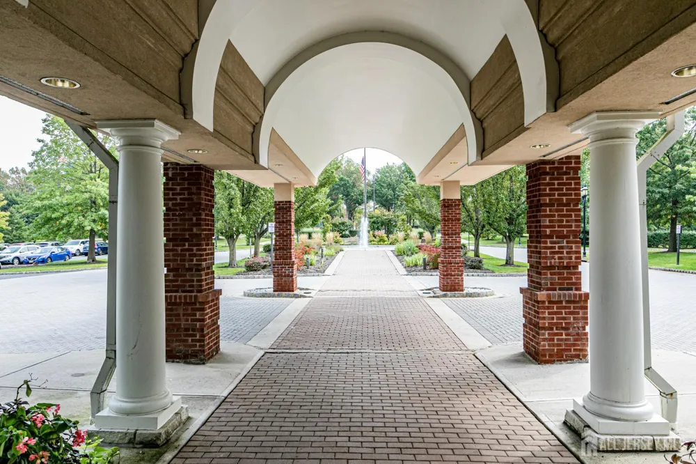 2033 Windrow Drive Middlesex, NJ 08540