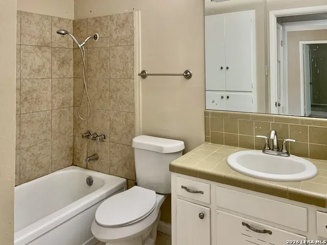 5602 Ponderosa San Antonio, TX 78240