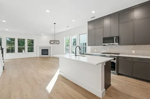 126 Bridgewater Way #37