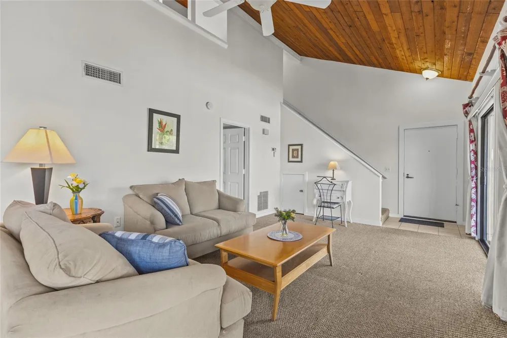 3033 WILLOW GREEN #10 Sarasota, FL 34235