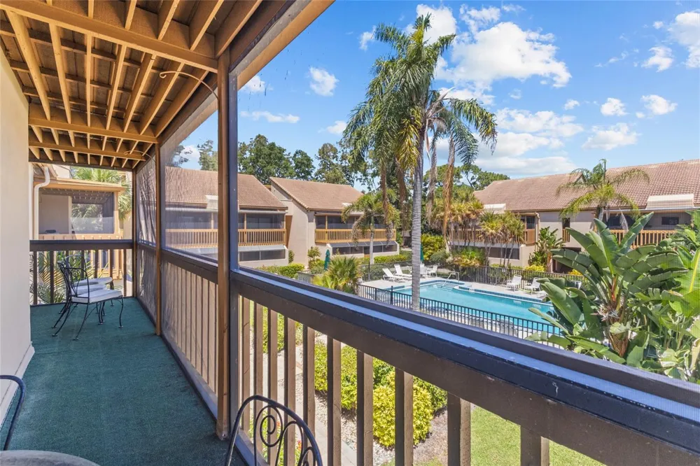 3033 WILLOW GREEN #10 Sarasota, FL 34235