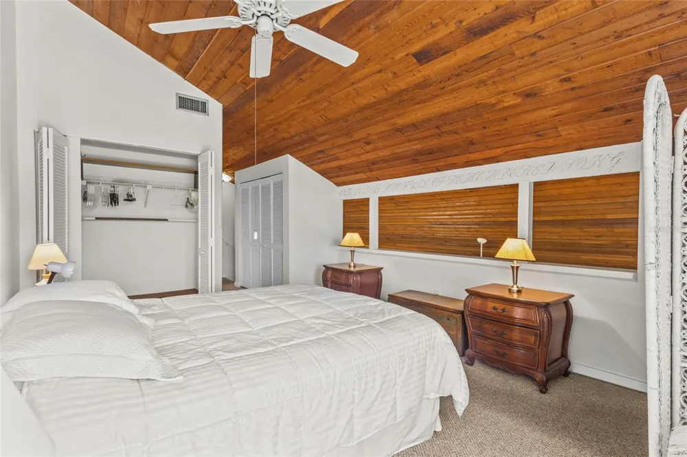 3033 WILLOW GREEN #10 Sarasota, FL 34235