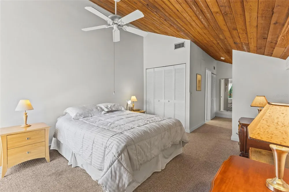 3033 WILLOW GREEN #10 Sarasota, FL 34235