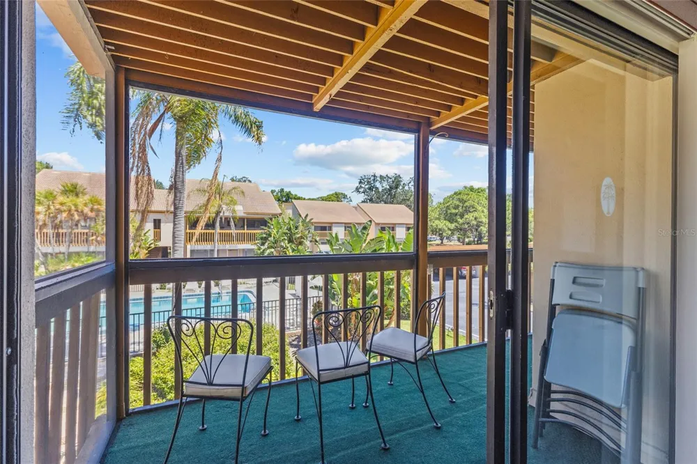 3033 WILLOW GREEN #10 Sarasota, FL 34235