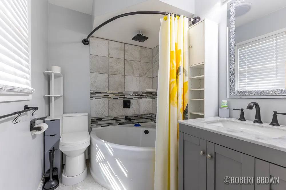 2074 Wolfboro Drive SE Kentwood City, MI 49508
