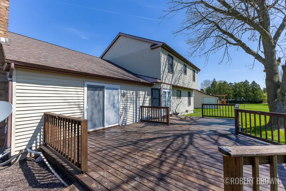 2074 Wolfboro Drive SE Kentwood City, MI 49508
