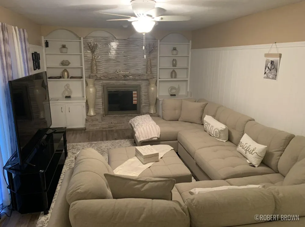 2074 Wolfboro Drive SE Kentwood City, MI 49508