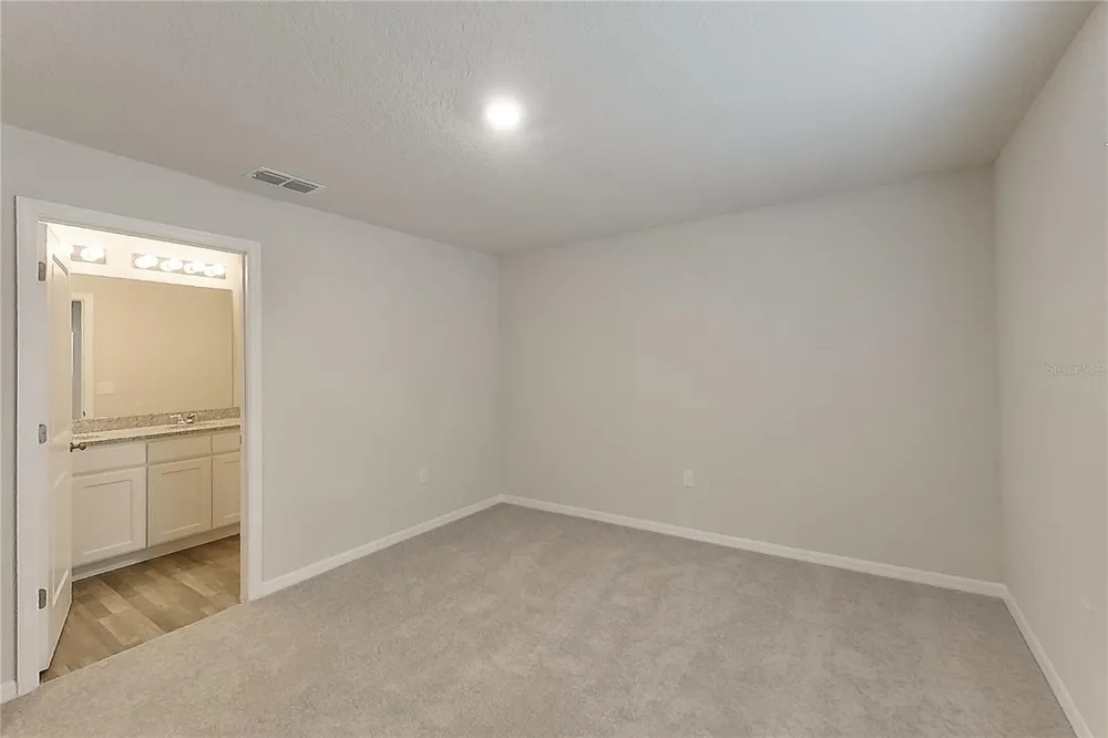 8755 NOBLETON WAY Dunnellon, FL 34434