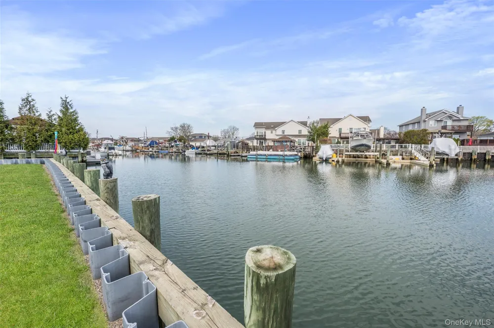 3414 Riverside Drive Oceanside, NY 11572