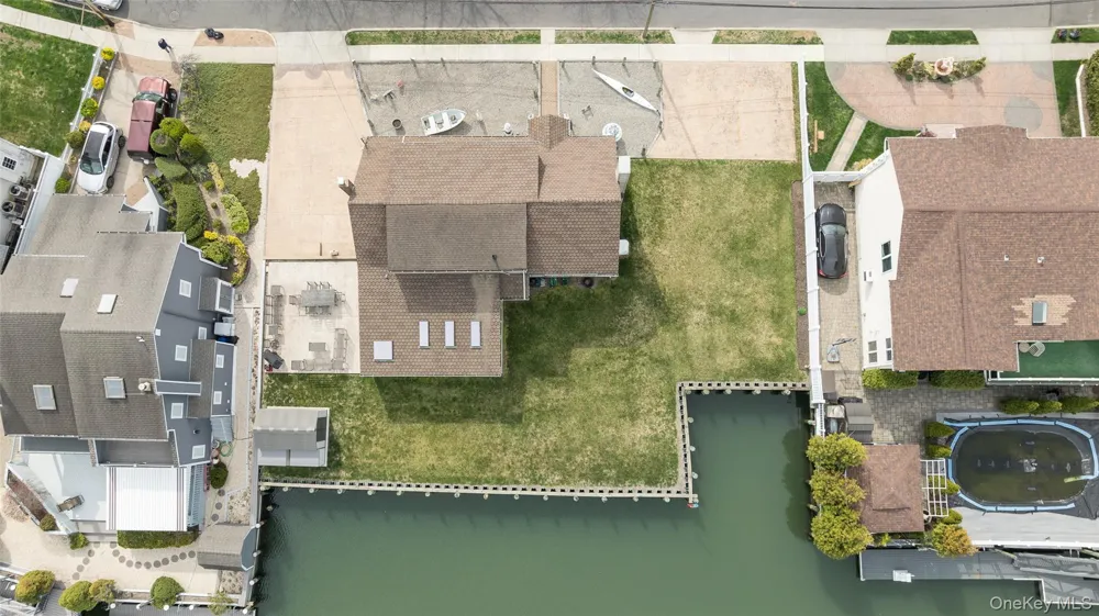 3414 Riverside Drive Oceanside, NY 11572