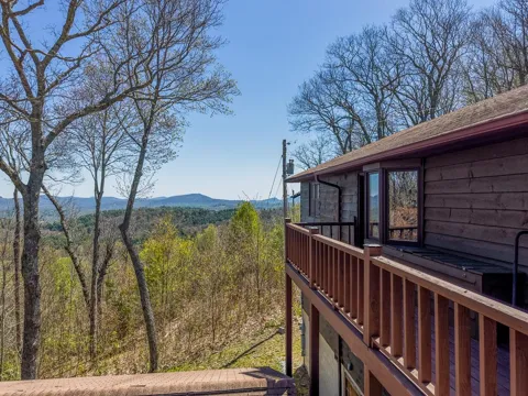 623 Buggy Barn Road
