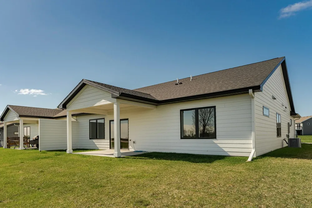158 Sandstone Drive NW Eyota, MN 55934