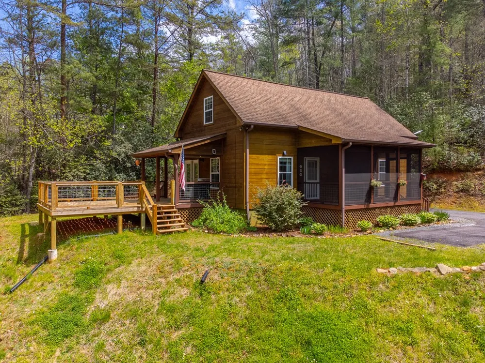 Hubbell Lane Robbinsville, NC 28771
