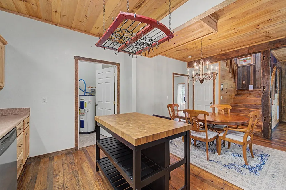 Hubbell Lane Robbinsville, NC 28771