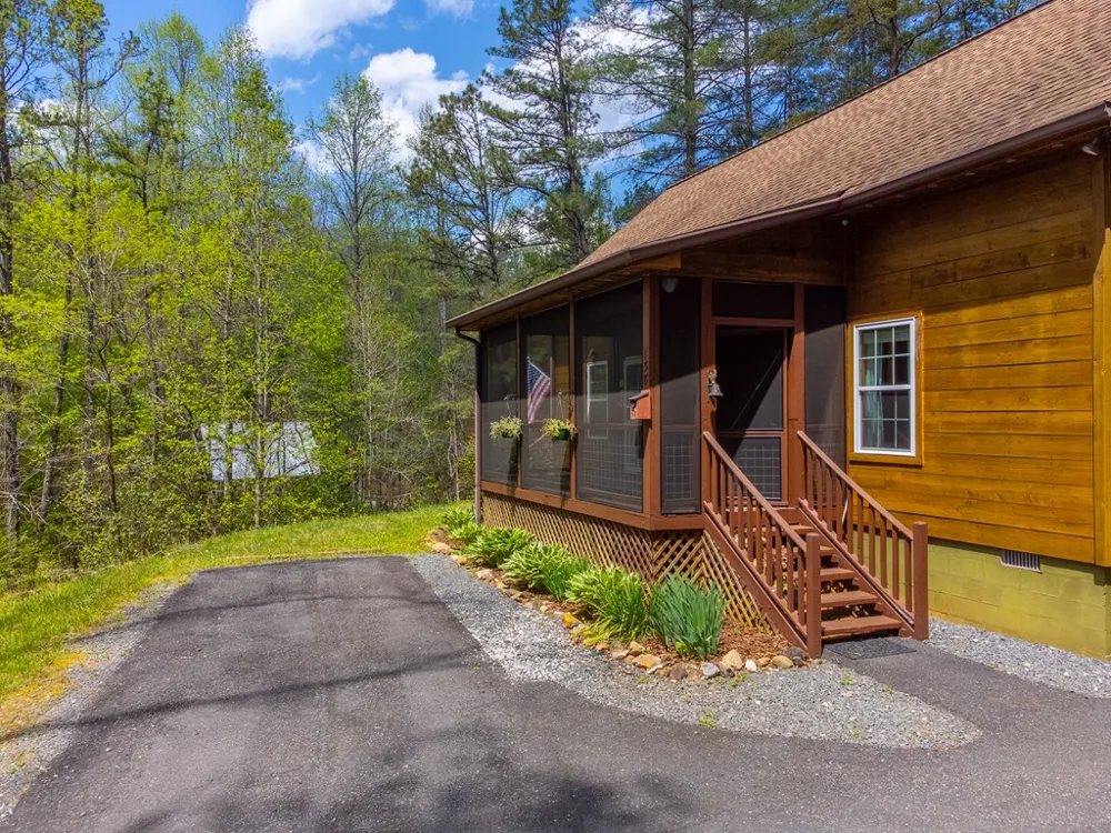 Hubbell Lane Robbinsville, NC 28771