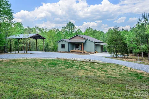 107 Dakota Drive
