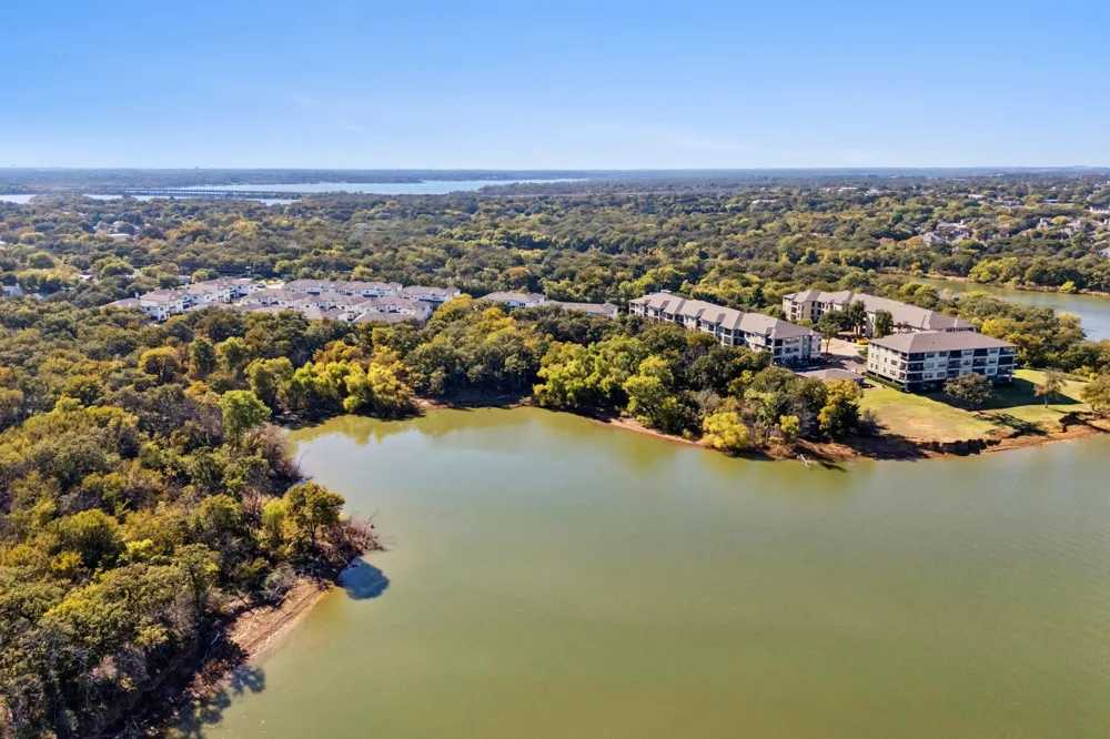 452 Waters Edge Drive #824 Hickory Creek, TX 75065