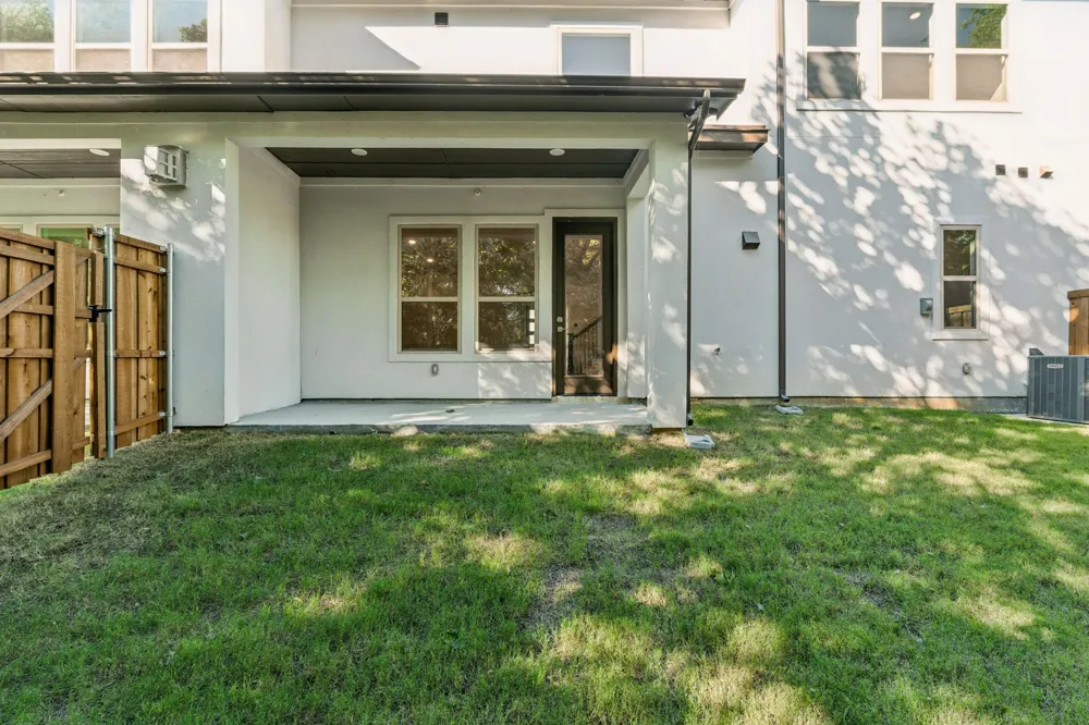 452 Waters Edge Drive #824 Hickory Creek, TX 75065