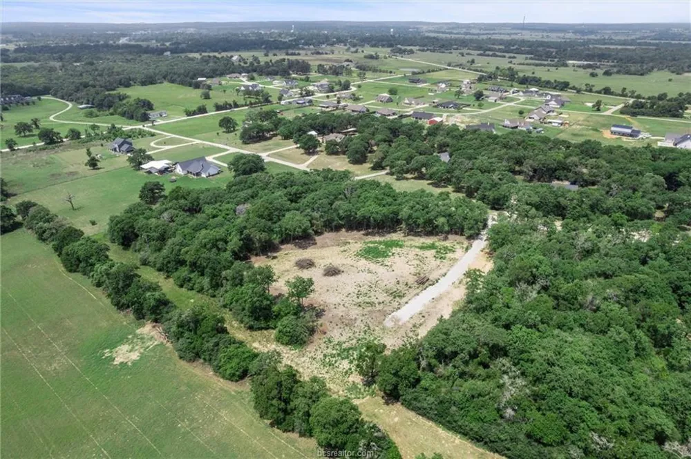 1311 Azalea Drive Franklin, TX 77856