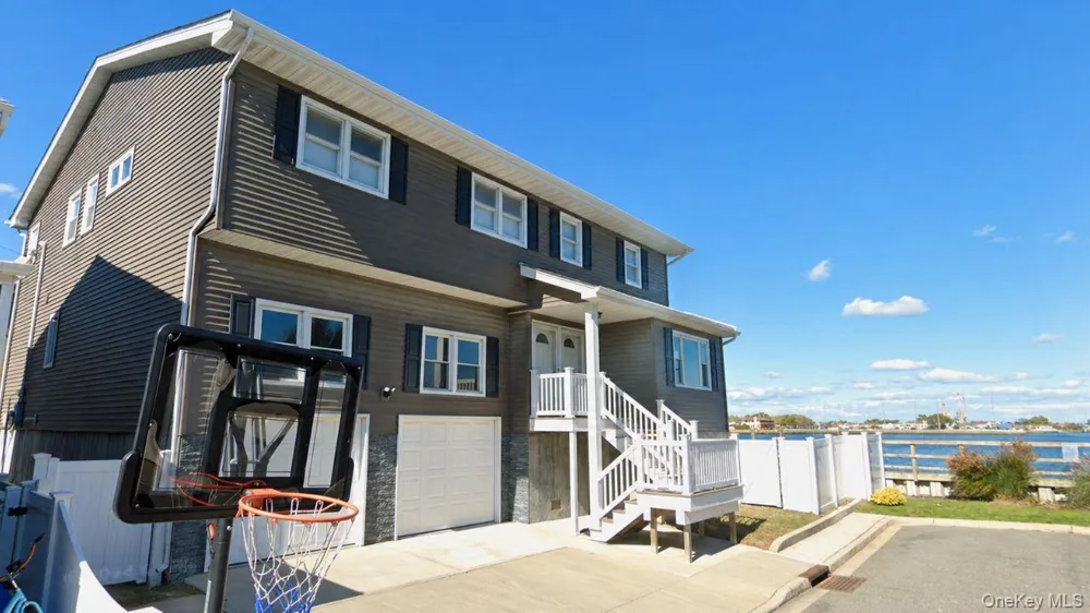 93 Armour Street Long Beach, NY 11561