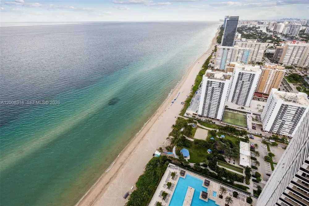 1830 S OCEAN DR #4803 Hallandale Beach, FL 33009