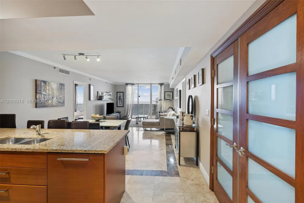 1830 S OCEAN DR #4803 Hallandale Beach, FL 33009