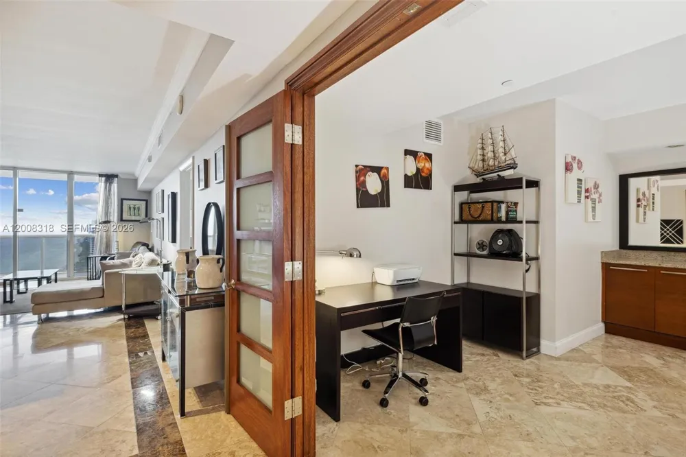 1830 S OCEAN DR #4803 Hallandale Beach, FL 33009
