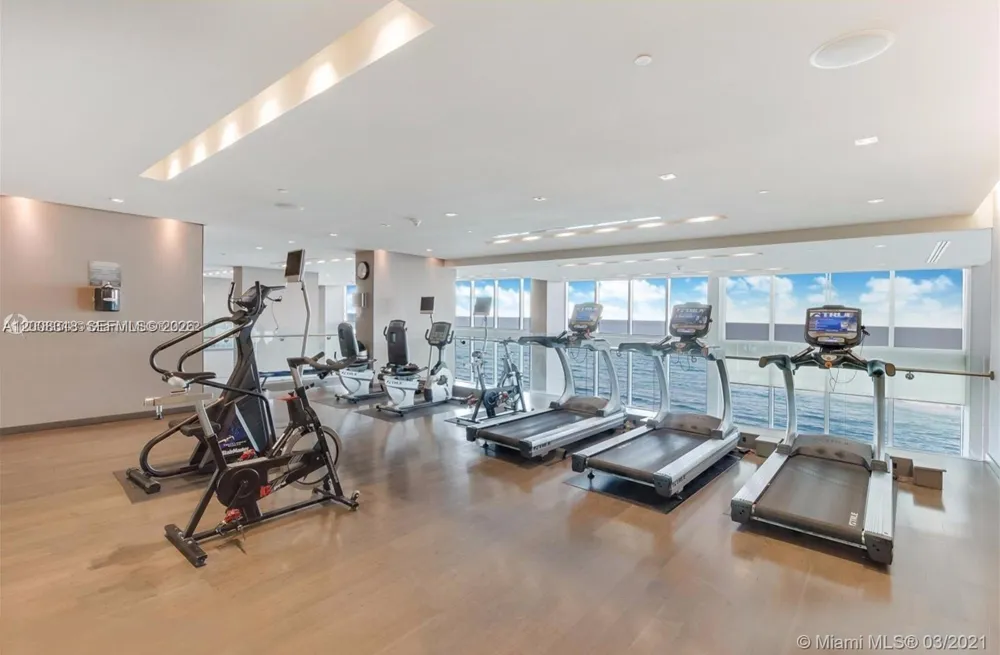 1830 S OCEAN DR #4803 Hallandale Beach, FL 33009