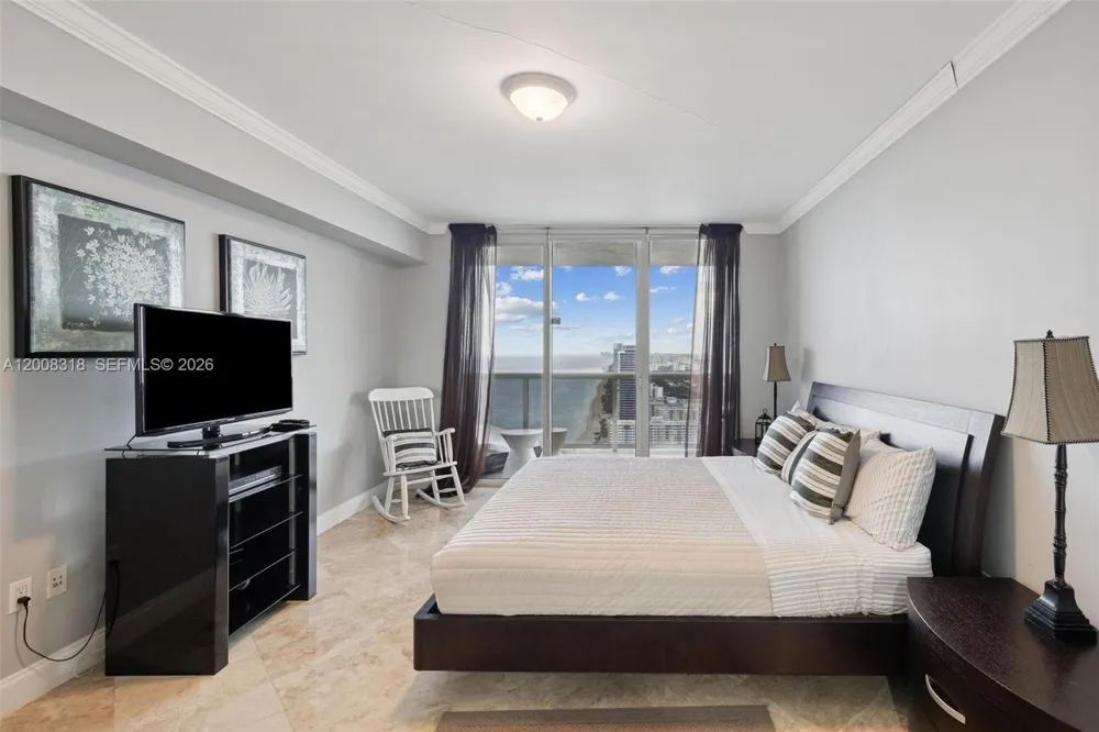 1830 S OCEAN DR #4803 Hallandale Beach, FL 33009