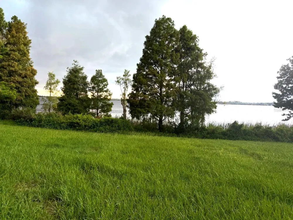 ADAMS BARN ROAD Auburndale, FL 33823