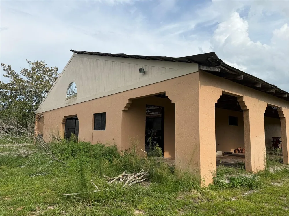 ADAMS BARN ROAD Auburndale, FL 33823