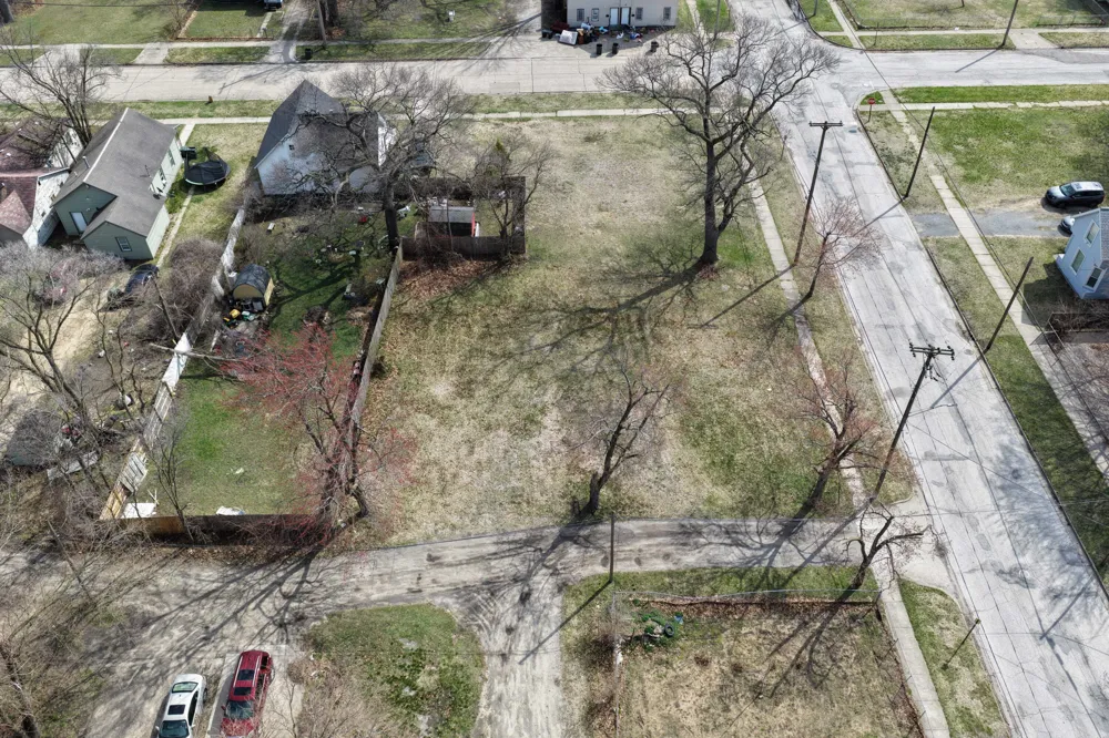 1468 8th Street Muskegon, MI 49441