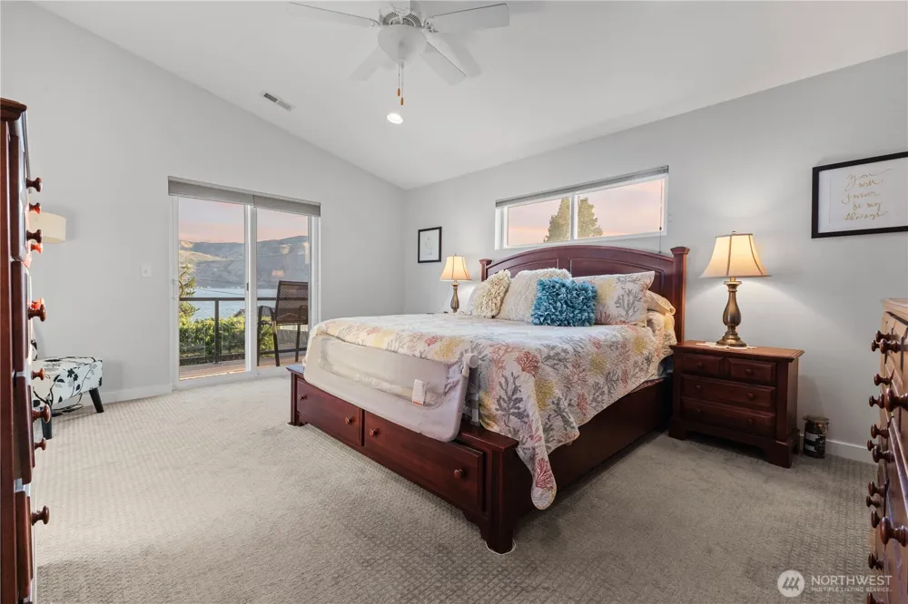 11 Lizzie Lane Manson, WA 98831