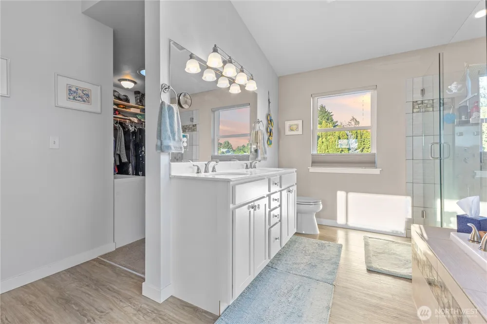 11 Lizzie Lane Manson, WA 98831