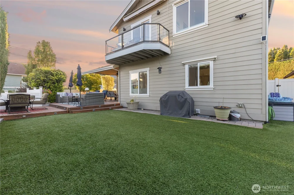 11 Lizzie Lane Manson, WA 98831