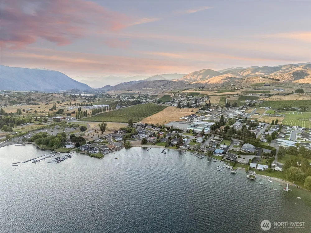 11 Lizzie Lane Manson, WA 98831