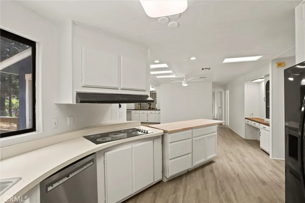 6356 Imperial Magalia, CA 95954