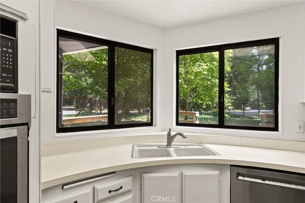 6356 Imperial Magalia, CA 95954