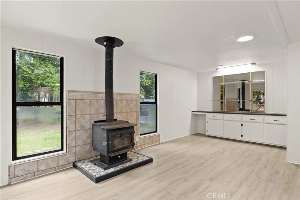 6356 Imperial Magalia, CA 95954