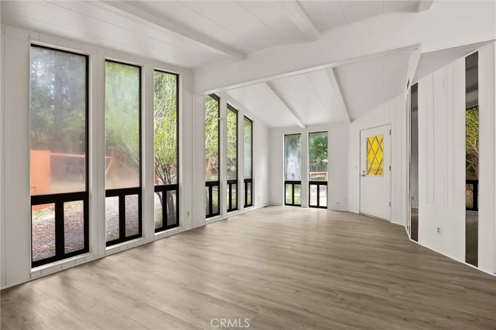 6356 Imperial Magalia, CA 95954