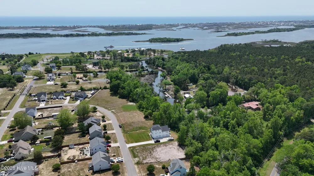 208 River Oats Court Holly Ridge, NC 28445